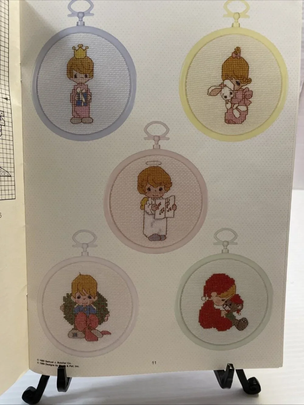 Precious Moments in Miniature Cross Stitch Booklet 1989 by Gloria & Pat - EUC